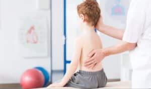 کاردرمانی در حرکات اصلاحی کودکان | کلینیک نیل